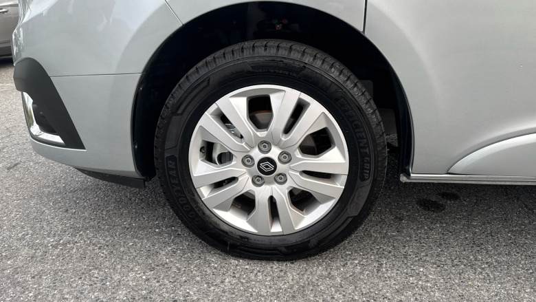 Renault Trafic Swb Diesel SL30 Blue dCi 150 Extra [Safety] Van